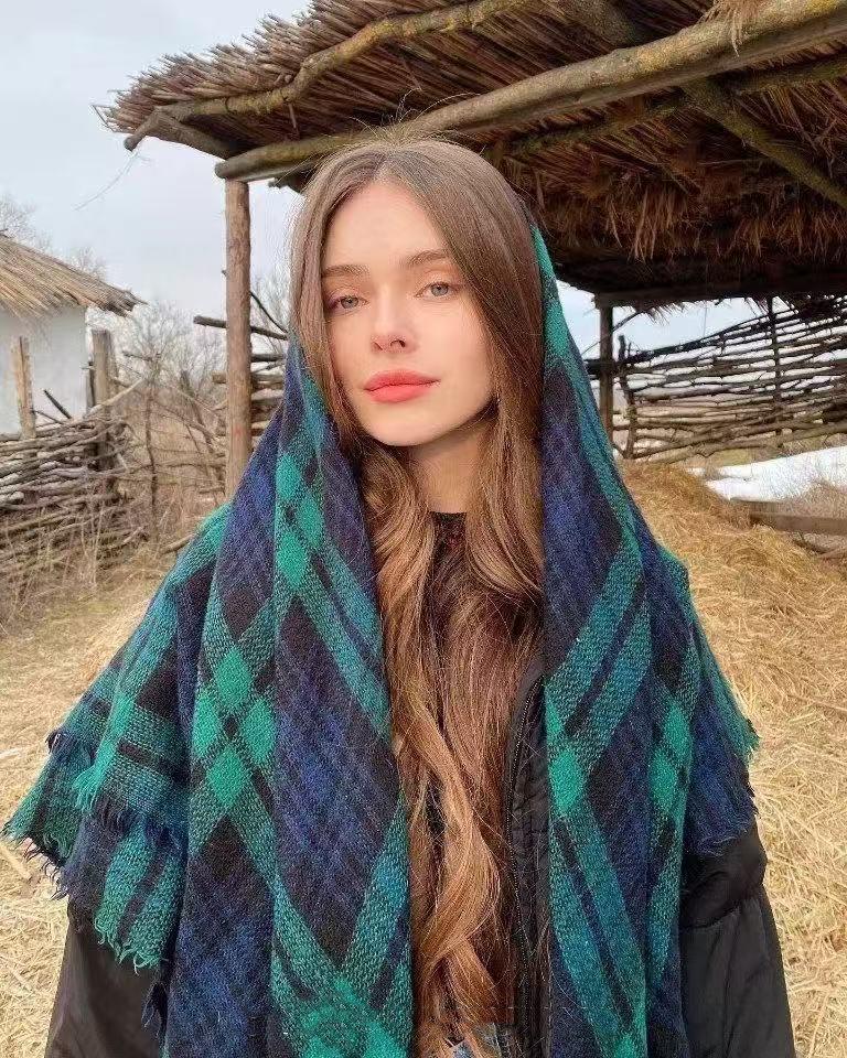 Шовковий шарф в етнічному стилі для жінок: Подорож до Сіньцзяну та Тибету, Захист від сонця в пустелі, Пляжна накидка, Бавовняна лляна хустка для голови для узбережжя
Шовковий шарф в етнічному стилі для жінок: Подорож до Сіньцзяну та Тибету, Захист від сонця в пустелі, Пляжна накидка, Бавовняна лляна хустка для голови для узбережжя