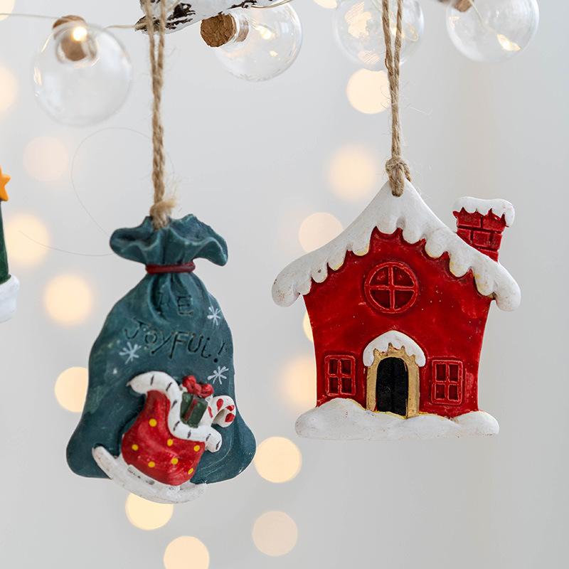 Vintage Red Christmas Tree Supplies Resin Socks Gift Pack House Pendant 2024 Christmas Decoration 2025 Home New Year Eve Decors
Vintage Red Christmas Tree Supplies Resin Socks Gift Pack House Pendant 2024 Christmas Decoration 2025 Home New Year Eve Decors