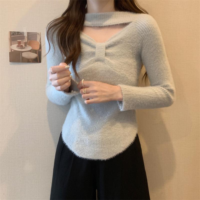 Sweet white knitted sweater women s autumn and winter pure desire imitation mink soft waxy design sense with foreign style long sleeves average size
Sweet white knitted sweater women s autumn and winter pure desire imitation mink soft waxy design sense with foreign style long sleeves average size
