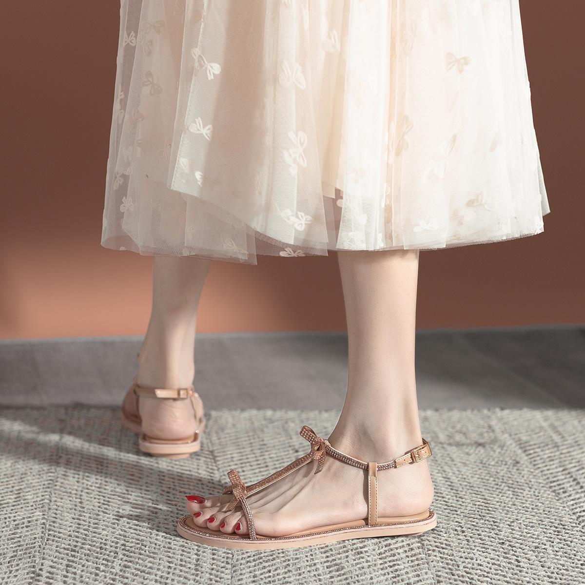 Roman flat toe sandals women s 2025 new rhinestone bow buckle strap summer shoes women 35
Roman flat toe sandals women s 2025 new rhinestone bow buckle strap summer shoes women 35