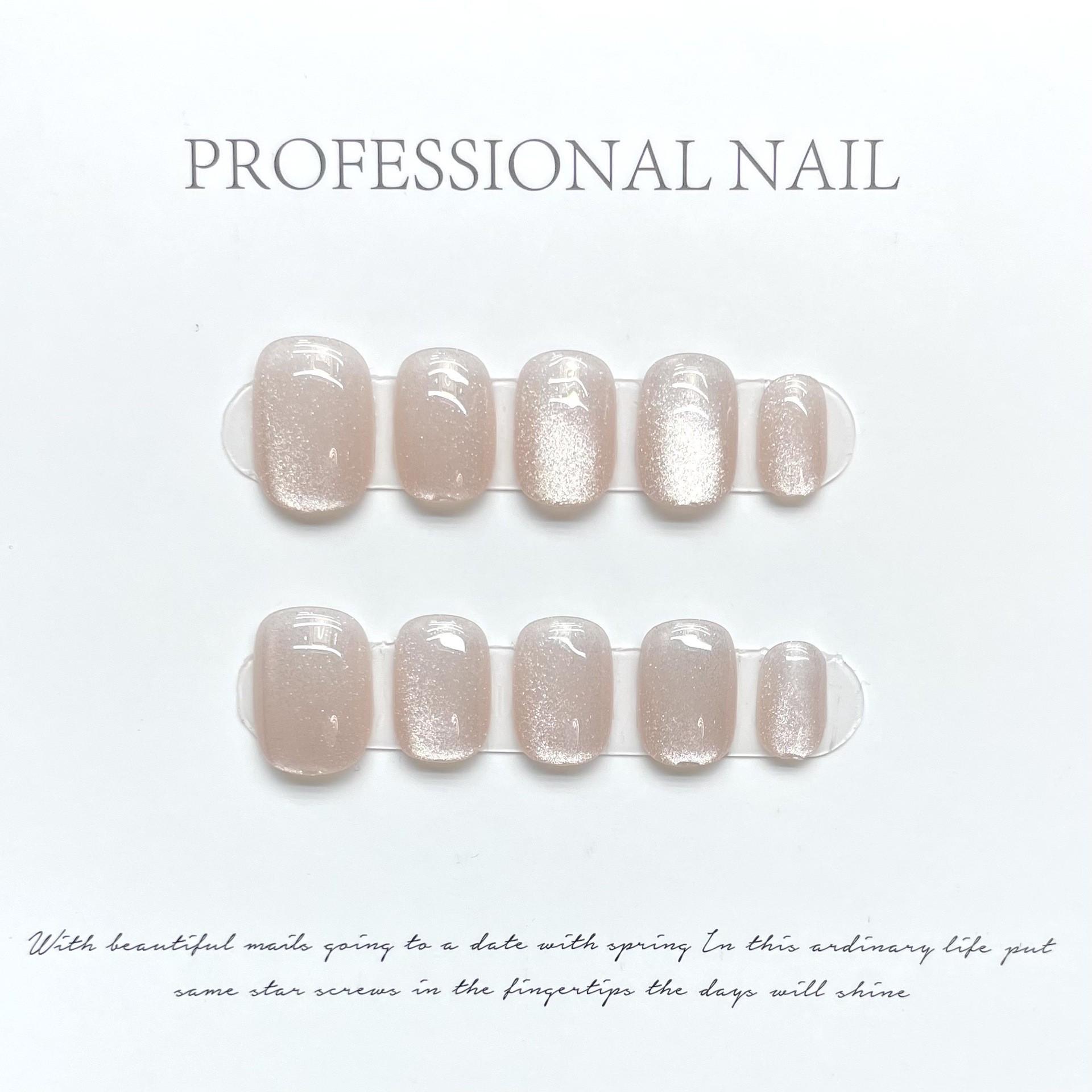 Красные нежные ногти «кошачий глаз» в стиле Buccellati: Короткий, Съемный, Осенне-зимний Ручной Нейл-арт
Красные нежные ногти «кошачий глаз» в стиле Buccellati: Короткий, Съемный, Осенне-зимний Ручной Нейл-арт