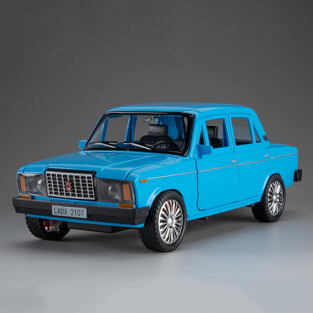 1:18 Russia LADA 2107 NIVA Alloy Diecast Models Toy Car 6 Doors Opened Sound Light Pull Back Vehice Collect Gift Children s Toys
1:18 Russia LADA 2107 NIVA Alloy Diecast Models Toy Car 6 Doors Opened Sound Light Pull Back Vehice Collect Gift Children s Toys