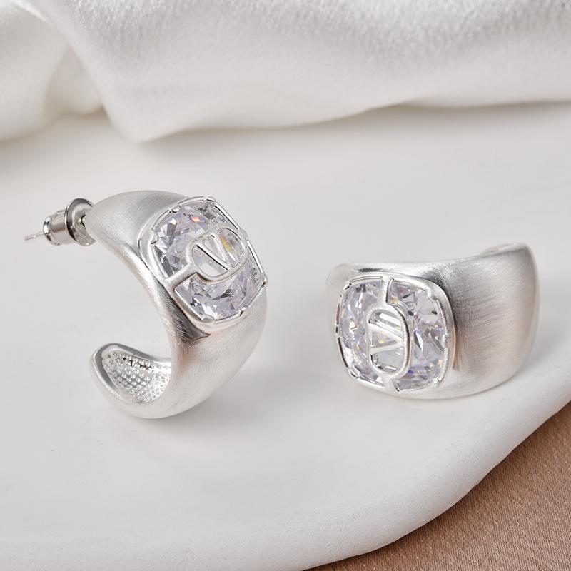 Серьги-кольца в стиле ретро, Роскошные серьги-заявления, Элегантные пусеты, Модные висячие серьги для женщин
Серьги-кольца в стиле ретро, Роскошные серьги-заявления, Элегантные пусеты, Модные висячие серьги для женщин