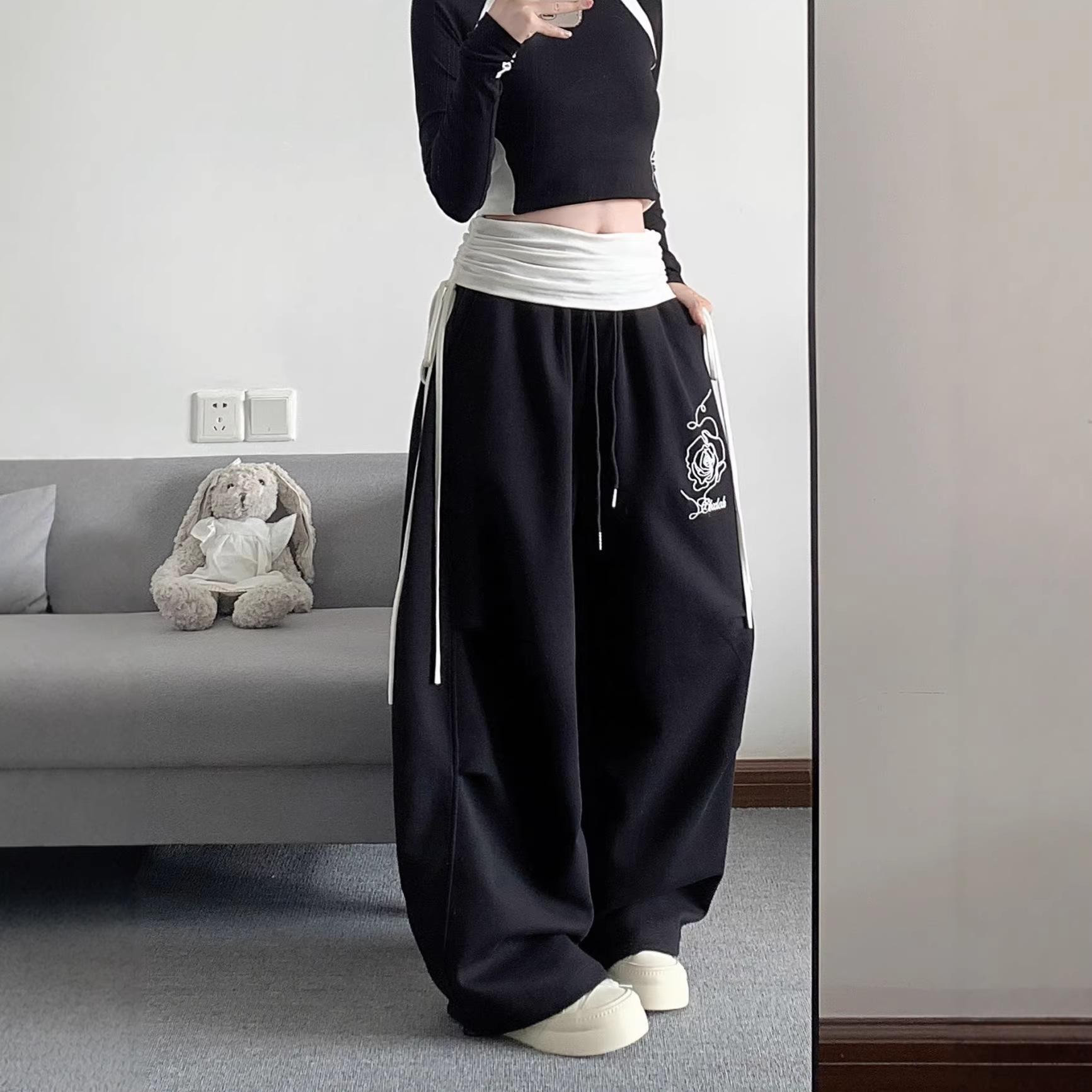 Retro Print Y2K Wide Leg Pant Women Hip Hop Streetwear American Loose Trousers Harajuku Vintage High Waist Bf Straight Pants New 5XL чорний
Retro Print Y2K Wide Leg Pant Women Hip Hop Streetwear American Loose Trousers Harajuku Vintage High Waist Bf Straight Pants New 5XL чорний
