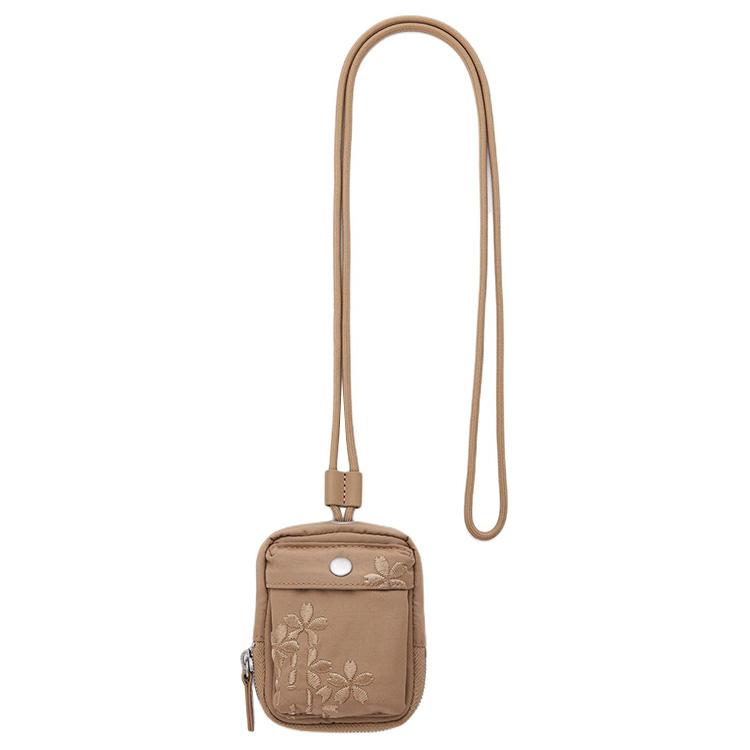COS Floral Embroidery Zippered Cotton And Polyester Blend Keychain Bag Men bags Beige 1242155001 Beige,Mini
COS Floral Embroidery Zippered Cotton And Polyester Blend Keychain Bag Men bags Beige 1242155001 Beige,Mini
