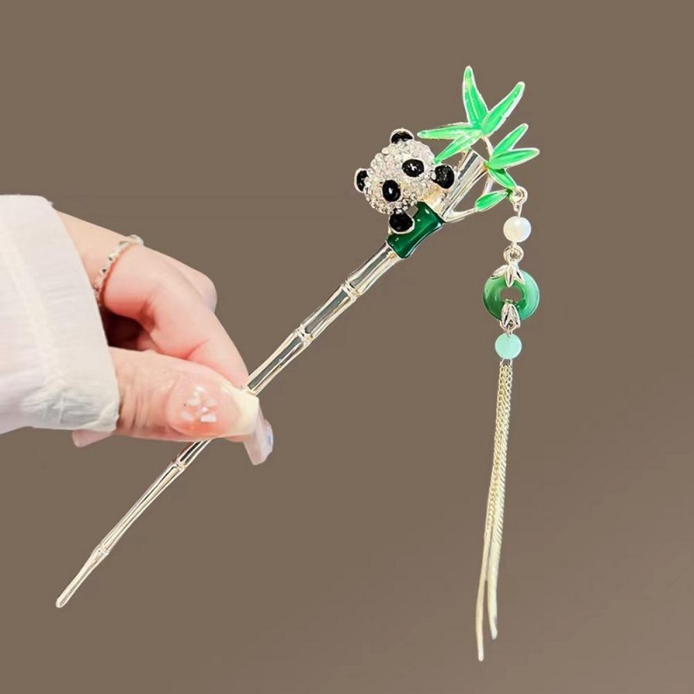 1pc Exquisite Fashion Panda Hairpin Set Vintage Crescent Tassel Comb for Hanfu Qipao Metallic Braided Hair Jewelry
1pc Exquisite Fashion Panda Hairpin Set Vintage Crescent Tassel Comb for Hanfu Qipao Metallic Braided Hair Jewelry
