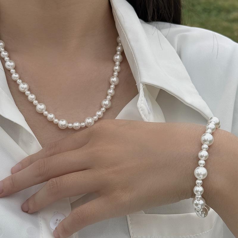 Pearl Necklace Women s Versatile Clavicle Chain Design Premium Beaded Accessories Neck Chain Sweater Chain Accessories
Pearl Necklace Women s Versatile Clavicle Chain Design Premium Beaded Accessories Neck Chain Sweater Chain Accessories