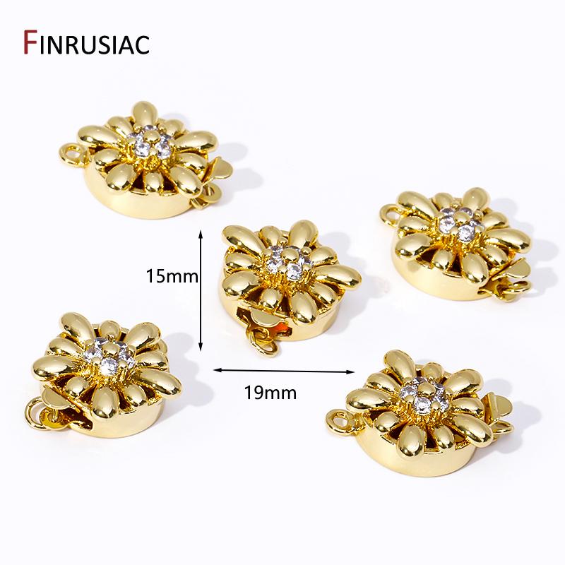 18K Gold Plated Brass Round Flower Connector Clasps Fastener Inlaid Zircon Insert Clasps For DIY Jewelry Making Accesssories 1 pieces
18K Gold Plated Brass Round Flower Connector Clasps Fastener Inlaid Zircon Insert Clasps For DIY Jewelry Making Accesssories 1 pieces