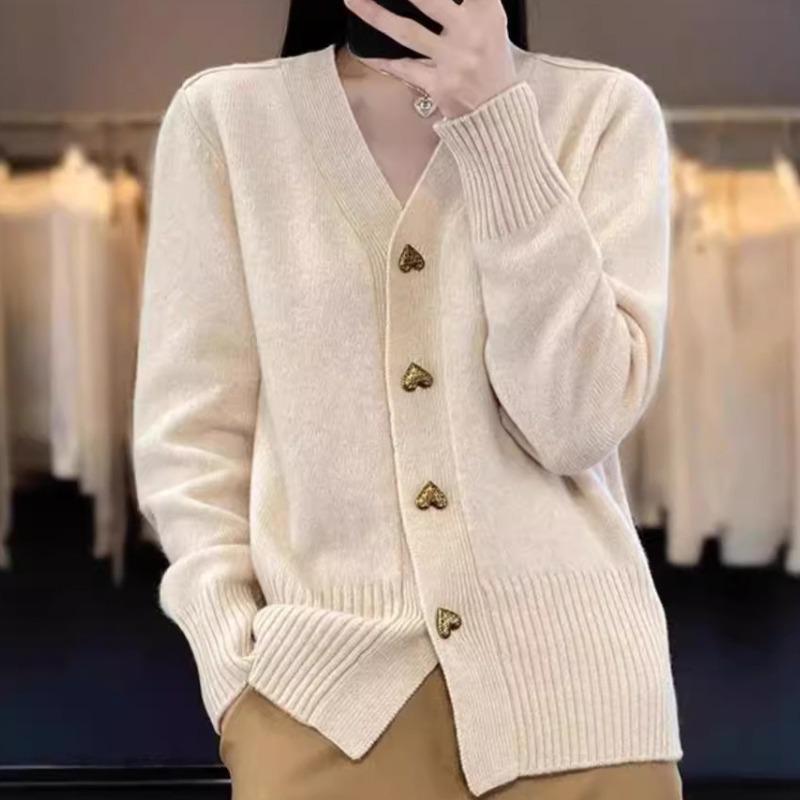 DAFIFY Женские модные повседневные осенне-зимние однотонные с принтом свитера с длинным рукавом и V-образным вырезом L
DAFIFY Женские модные повседневные осенне-зимние однотонные с принтом свитера с длинным рукавом и V-образным вырезом L