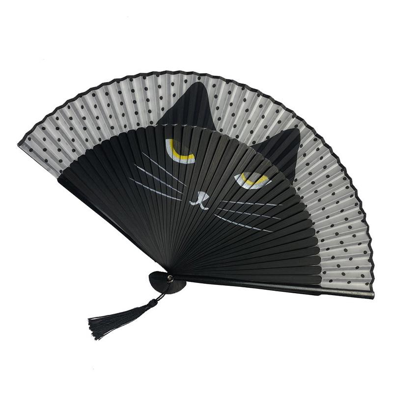 Cartoon Cat Cloth Fans Bamboo Fan Japan Style Noblewomen Performances Hand Held Fans Lovely Wedding Party Fan Gifts 1 Pcs
Cartoon Cat Cloth Fans Bamboo Fan Japan Style Noblewomen Performances Hand Held Fans Lovely Wedding Party Fan Gifts 1 Pcs