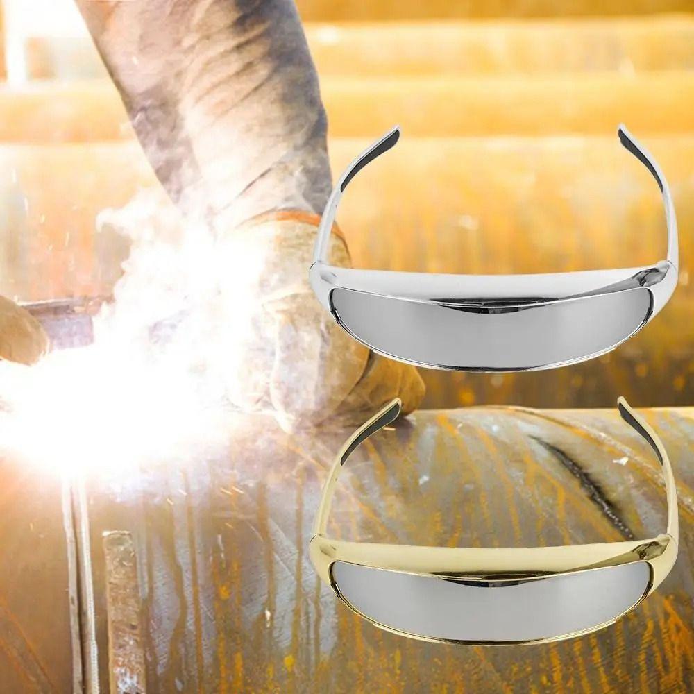 Ultraviolet-proof Brazing Eyeglass Portable Welding Eye Protector Safety Eyewear Work Safety срібний
Ultraviolet-proof Brazing Eyeglass Portable Welding Eye Protector Safety Eyewear Work Safety срібний