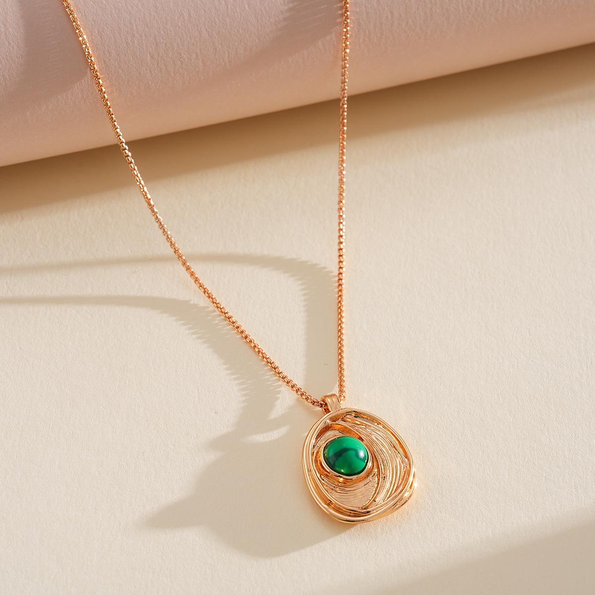 DIGADAGU Alloy Oval Stone Geometric Pendant Necklace New Simple Luxury Woolen Chain Women s Party Zircon Accessories зелений
DIGADAGU Alloy Oval Stone Geometric Pendant Necklace New Simple Luxury Woolen Chain Women s Party Zircon Accessories зелений
