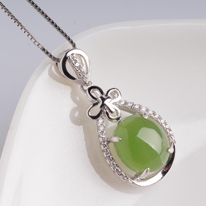 Certified 925 Sterling Silver Jade Necklace with Hollow Jasper Pendant - Elegant Gift for Mom 925 Silver
Certified 925 Sterling Silver Jade Necklace with Hollow Jasper Pendant - Elegant Gift for Mom 925 Silver