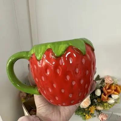 New ceramic cute strawberry cup ins style creative water cup milk mug household coffee cup breakfast 401-500ml
New ceramic cute strawberry cup ins style creative water cup milk mug household coffee cup breakfast 401-500ml
