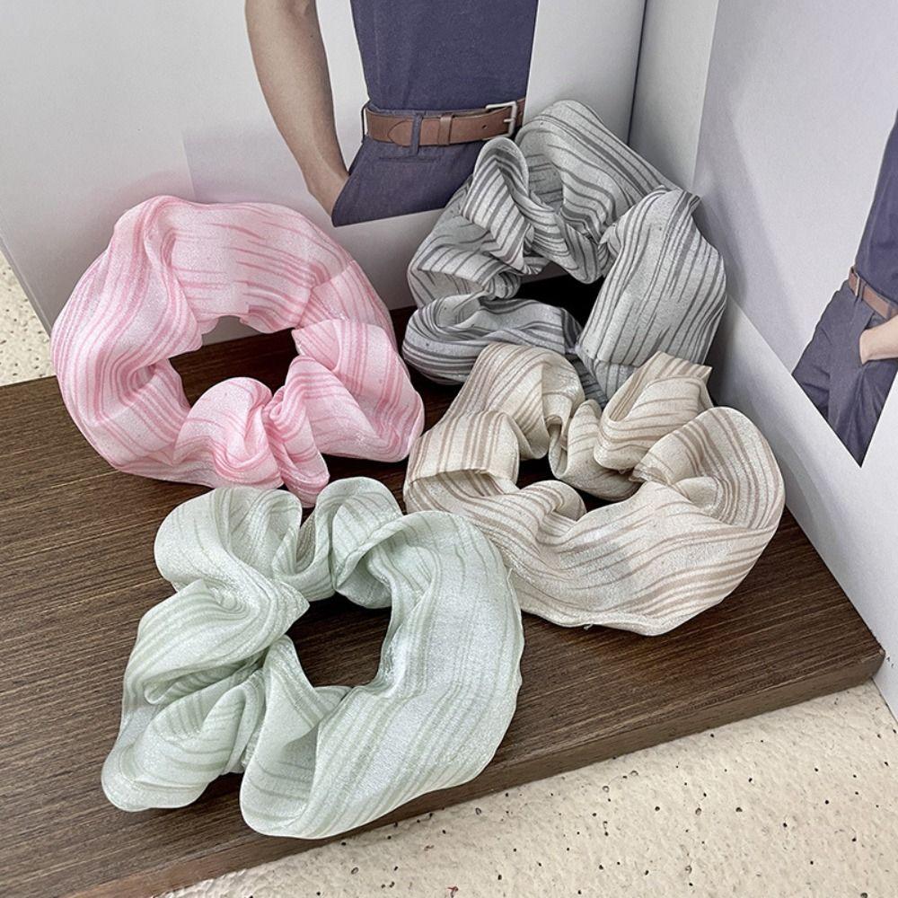 Headdress Striped Hair Rope High Elastic Korean Style Hair Ring Sweet Scrunchies Female/Girls кофейный
Headdress Striped Hair Rope High Elastic Korean Style Hair Ring Sweet Scrunchies Female/Girls кофейный