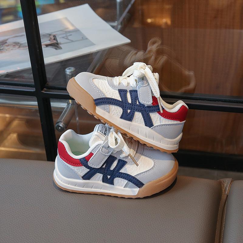 Classmate girls shoes children s sports shoes 2025 new spring and autumn girls shoes children s moral training shoes non-slip casual shoes 26
Classmate girls shoes children s sports shoes 2025 new spring and autumn girls shoes children s moral training shoes non-slip casual shoes 26