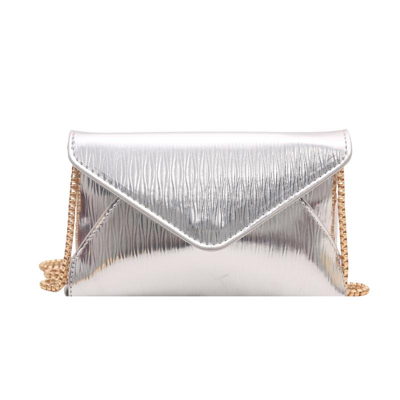 New casual simple largecapacity women s bag niche envelope women s bag fashionable simple shoulder messenger bag срібний
New casual simple largecapacity women s bag niche envelope women s bag fashionable simple shoulder messenger bag срібний