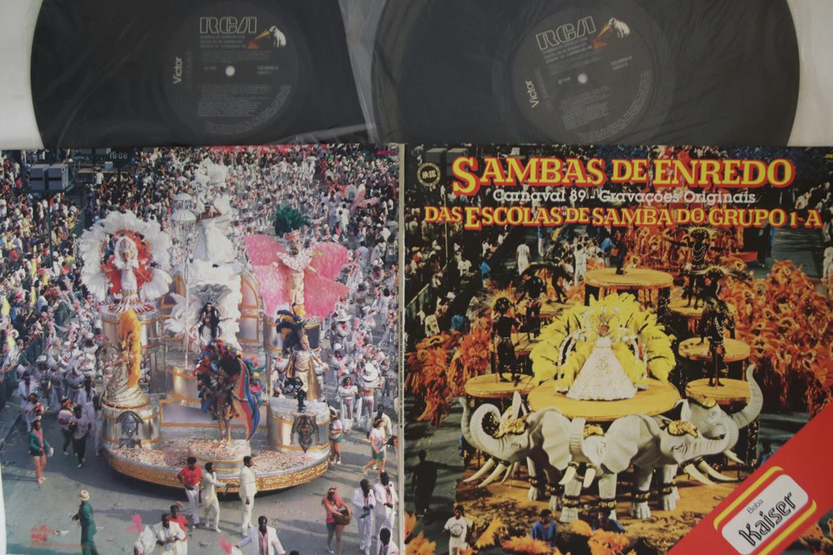 LP Record VARIOUS - Sambas De Enredo Das Escolas De Sam 1220002 RCA 1988 Brazil Latin Used
LP Record VARIOUS - Sambas De Enredo Das Escolas De Sam 1220002 RCA 1988 Brazil Latin Used