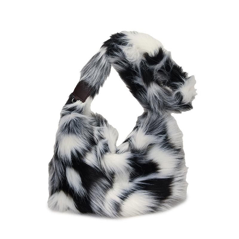 2025 autumn and winter new hair bag versatile shoulder messenger bag large capacity Internet celebrities with the same hair bag women s bag
2025 autumn and winter new hair bag versatile shoulder messenger bag large capacity Internet celebrities with the same hair bag women s bag