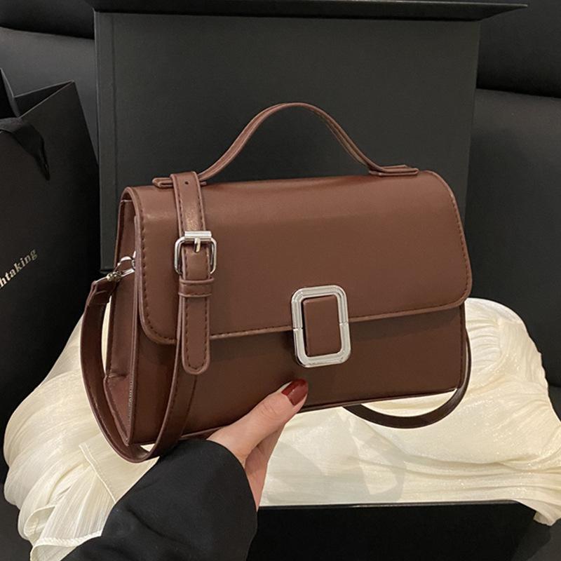 Белая простая сумка-багет под мышкой 2025 новая женская легкая роскошная высококлассная универсальная сумка через плечо для通勤 осень и зима
Белая простая сумка-багет под мышкой 2025 новая женская легкая роскошная высококлассная универсальная сумка через плечо для通勤 осень и зима