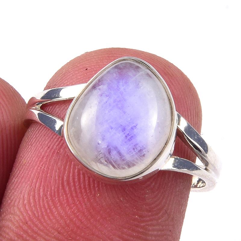 Natural Rainbow Moonstone Gemstone Handmade 925 Sterling Silver Ring Size 7 K1M86
Natural Rainbow Moonstone Gemstone Handmade 925 Sterling Silver Ring Size 7 K1M86