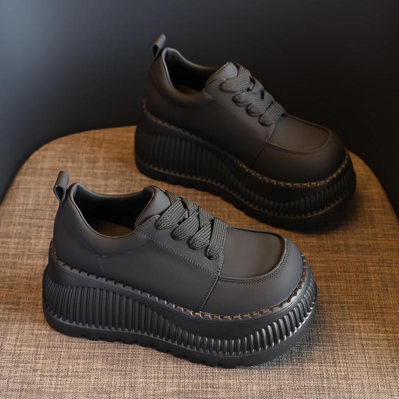 Женские кроссовки на платформе Height-Boost — коллекция осень 2024 г., спортивная и повседневная обувь на мягкой толстой подошве, модель 8305-1 39 чёрный
Женские кроссовки на платформе Height-Boost — коллекция осень 2024 г., спортивная и повседневная обувь на мягкой толстой подошве, модель 8305-1 39 чёрный