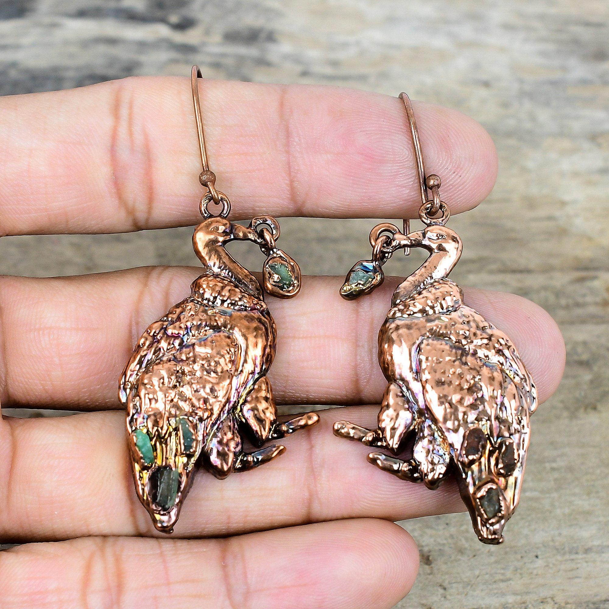Green tourmaline rough earring electroformed copper earring handmade peacock earrings electroformed jewelry gemstone earring gifts for women
Green tourmaline rough earring electroformed copper earring handmade peacock earrings electroformed jewelry gemstone earring gifts for women