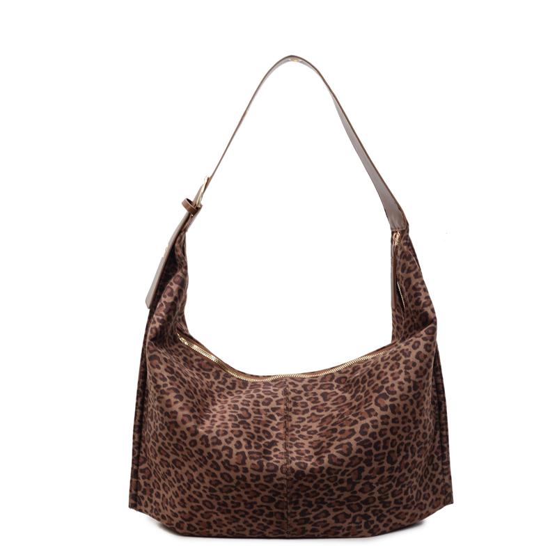 Faux Suede Leopard Large Capacity Shoulder Bags Autumn Retro Versatile Women s Bags 2026 Fashi Buckle Temperament Handbags кавовий
Faux Suede Leopard Large Capacity Shoulder Bags Autumn Retro Versatile Women s Bags 2026 Fashi Buckle Temperament Handbags кавовий