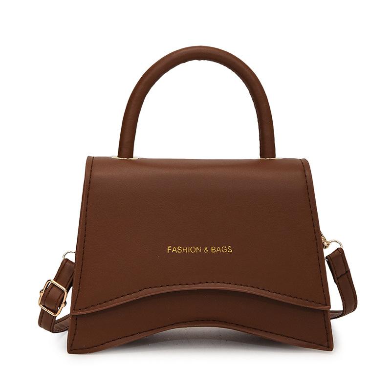 Solid color temperament bag trendy fashion shoulder bag simple casual messenger bag solid color small square bag simple women s bag коричневий
Solid color temperament bag trendy fashion shoulder bag simple casual messenger bag solid color small square bag simple women s bag коричневий