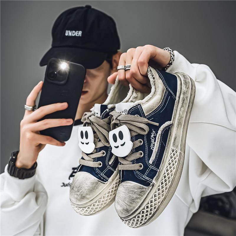 Ретро старые туфли Микки Мауса, мужские, 2024, новые, универсальные, спортивные и развлекательные туфли для сноуборда, увеличенная толстая подошва, уродливые, милые, с большой головой 44 синий
Ретро старые туфли Микки Мауса, мужские, 2024, новые, универсальные, спортивные и развлекательные туфли для сноуборда, увеличенная толстая подошва, уродливые, милые, с большой головой 44 синий