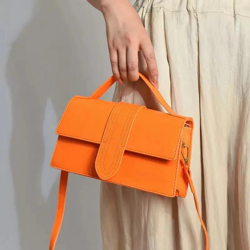 Сумка через плечо Модная популярная сумка через подмышку Универсальная сумка через плечо Женская повседневная сумка через плечо с дизайнерским дизайном
Сумка через плечо Модная популярная сумка через подмышку Универсальная сумка через плечо Женская повседневная сумка через плечо с дизайнерским дизайном