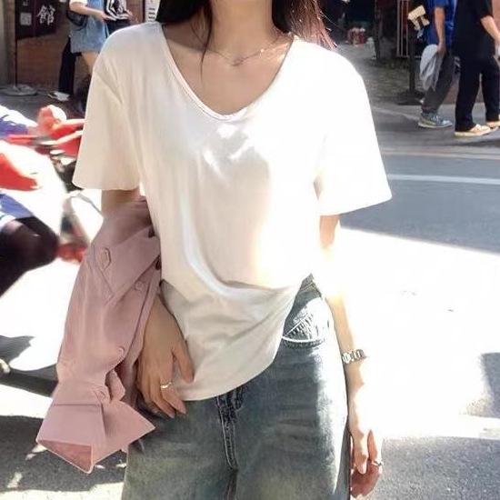 Summer V-Neck Maternity T-Shirt - Short Sleeve, Solid Color, Loose Fit, Elastic Comfort M білий
Summer V-Neck Maternity T-Shirt - Short Sleeve, Solid Color, Loose Fit, Elastic Comfort M білий