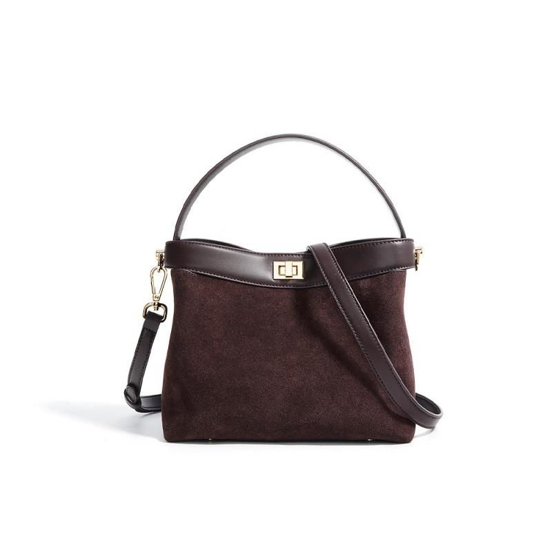Niche Retro Frosted Cowhide Bucket Bag Women s Handbag Genuine Leather Commuting Shoulder Fashionable Trendy Crossbody 21x13x17cm
Niche Retro Frosted Cowhide Bucket Bag Women s Handbag Genuine Leather Commuting Shoulder Fashionable Trendy Crossbody 21x13x17cm