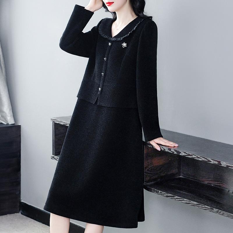 Plus Size Velvet Two-Piece Set for Women: Elegant Autumn/Winter Dress for Stylish Commuting Moms L (100-120 jin)
Plus Size Velvet Two-Piece Set for Women: Elegant Autumn/Winter Dress for Stylish Commuting Moms L (100-120 jin)