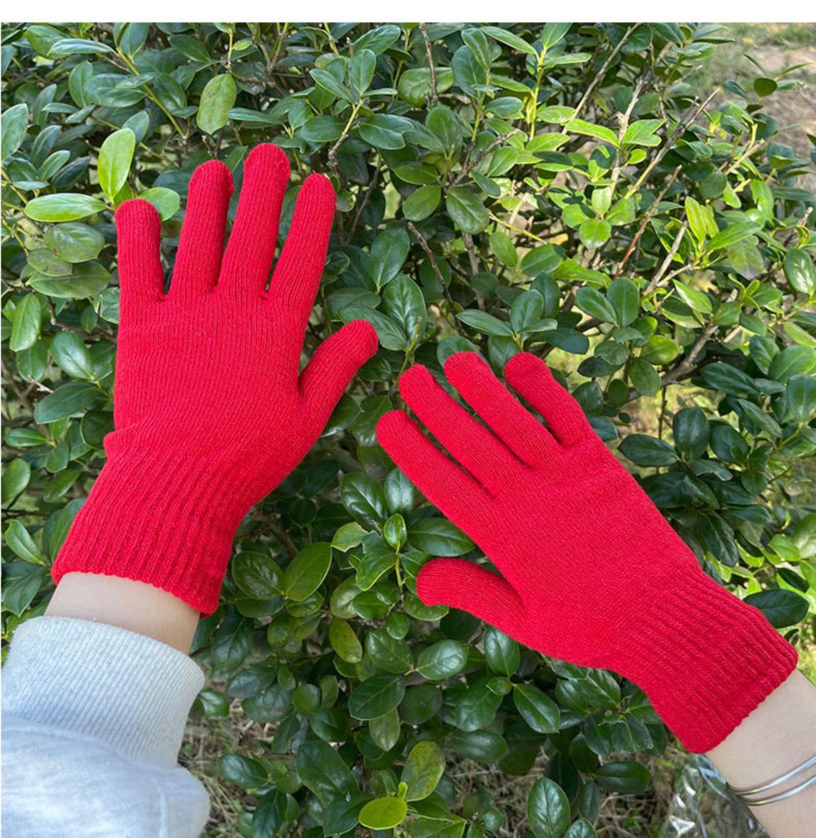 And Winter Color Knitted Gloves With Fleece And Extra Thickness One Size червоний
And Winter Color Knitted Gloves With Fleece And Extra Thickness One Size червоний