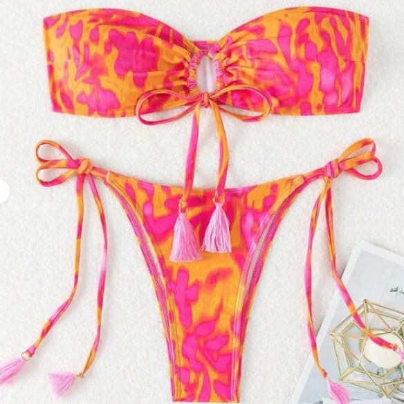 New European & American Style Women s Printed Split Swimsuit Bikini for Vacation Beachwear Large
New European & American Style Women s Printed Split Swimsuit Bikini for Vacation Beachwear Large