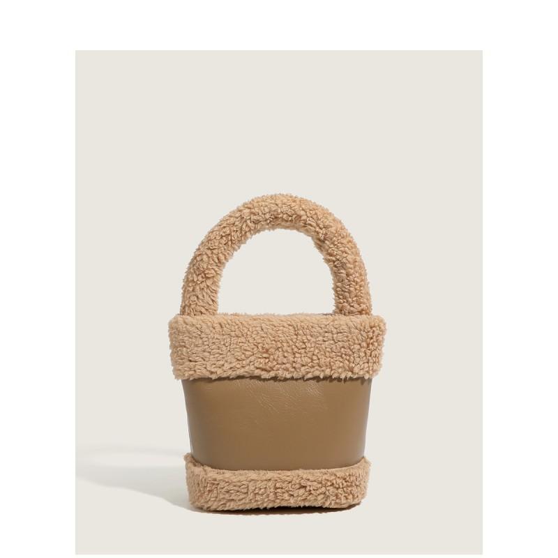 Plush Bag Women s Furry Bucket Handbag Korean Style 2025 New Color Hand-carried Fluffy хакі
Plush Bag Women s Furry Bucket Handbag Korean Style 2025 New Color Hand-carried Fluffy хакі