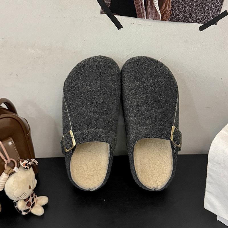 Design thick-soled bag head cool slippers, wear versatile one-pedal Muller half-drag 2025 summer new women s single shoes 35
Design thick-soled bag head cool slippers, wear versatile one-pedal Muller half-drag 2025 summer new women s single shoes 35