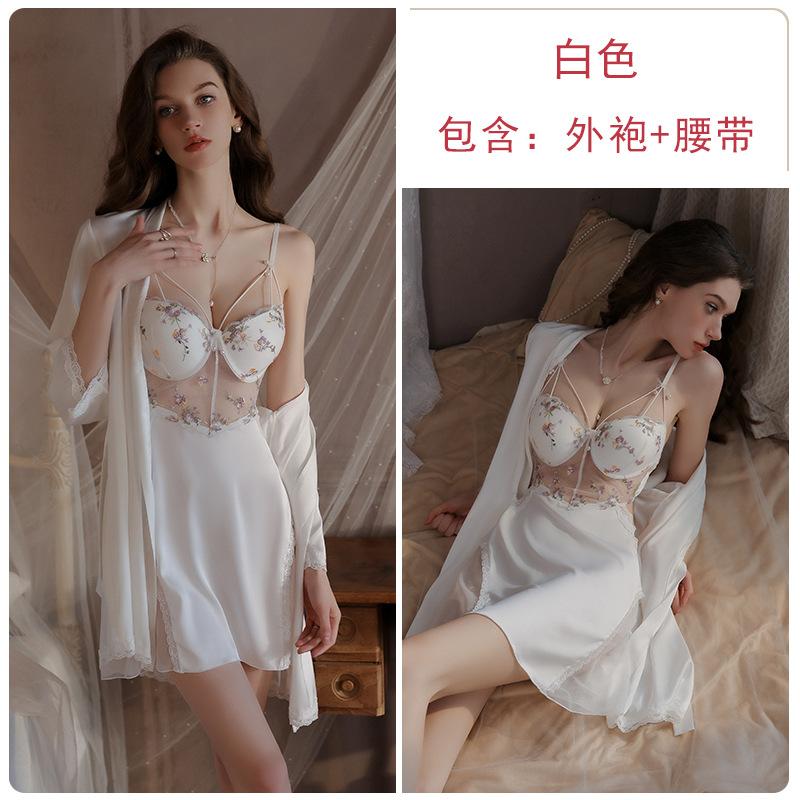 Sexy pajamas deep V gathering plus steel rim chest pad sweet mesh ice silk nightdress robe set One size fits all
Sexy pajamas deep V gathering plus steel rim chest pad sweet mesh ice silk nightdress robe set One size fits all