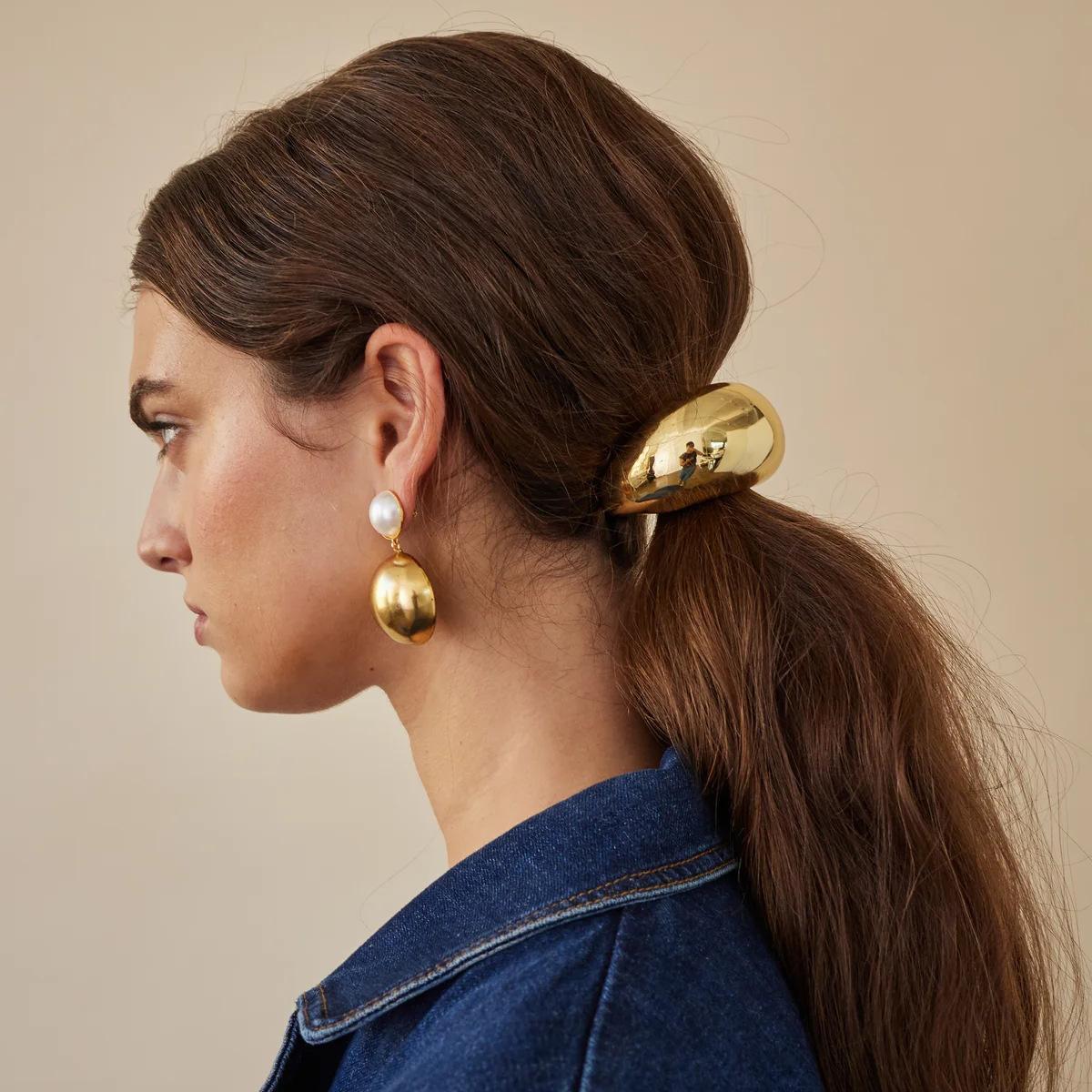 Vintage Metal Ponytail Elastic Hair Loop Scrunchies Smooth Curved Hairband for Women Hair Ties Accessories
Vintage Metal Ponytail Elastic Hair Loop Scrunchies Smooth Curved Hairband for Women Hair Ties Accessories