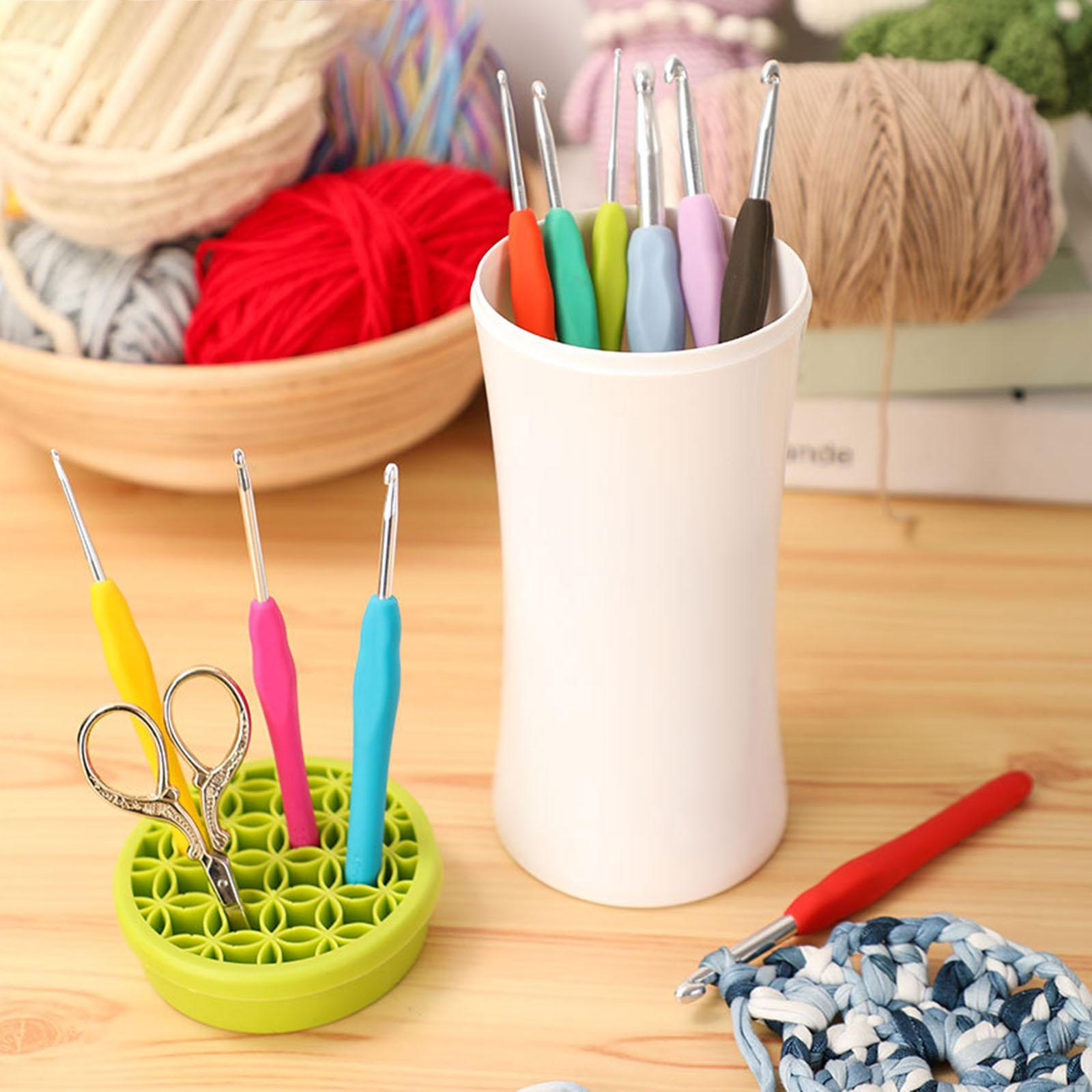 Подставка для хранения косметических принадлежностей, органайзер для ручек и кистей для макияжа, помады зелёный
Подставка для хранения косметических принадлежностей, органайзер для ручек и кистей для макияжа, помады зелёный