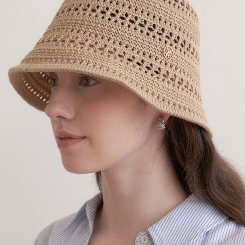 кулон с логотипом halden, панама-ведро с перфорацией (C049_бежевый) beige
кулон с логотипом halden, панама-ведро с перфорацией (C049_бежевый) beige