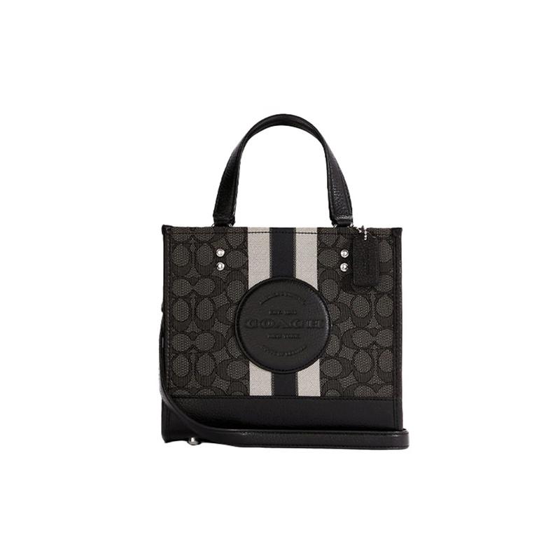 COACH handbag Dempsey 22 Classic Presbyopia Logo Label Canvas with Leather Tote Bag Tote Bag Shopping Bag Shoulder Crossbody Small Size Women s Smoke чорний
COACH handbag Dempsey 22 Classic Presbyopia Logo Label Canvas with Leather Tote Bag Tote Bag Shopping Bag Shoulder Crossbody Small Size Women s Smoke чорний