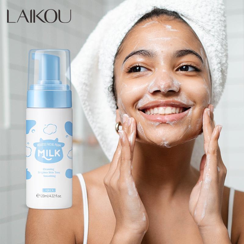 LAIKOU 120ml Milk Cleansing Mousse Facial Cleanser for Refreshing Pores
LAIKOU 120ml Milk Cleansing Mousse Facial Cleanser for Refreshing Pores