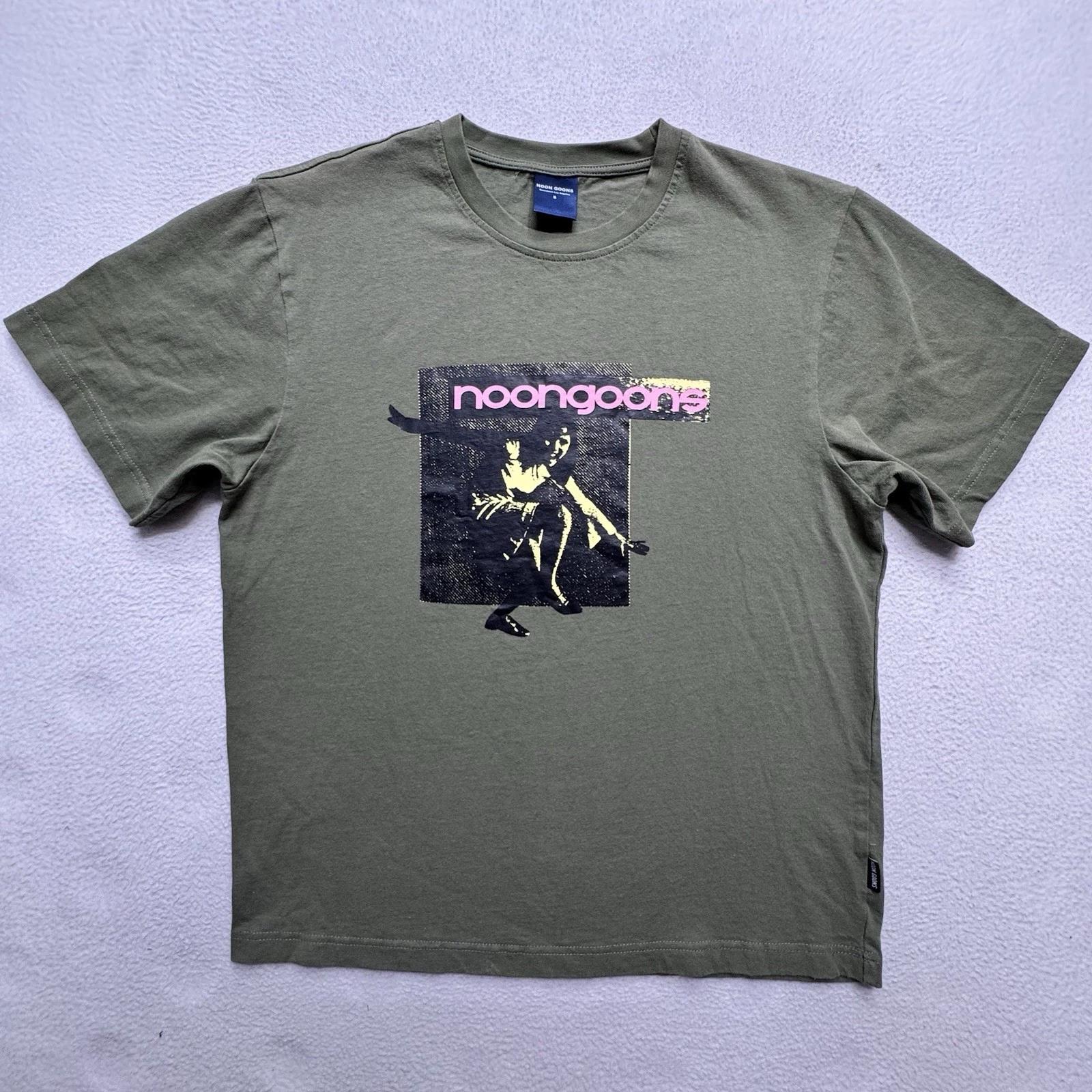 NOON GOONS PAPTY Military Green Short Sleeve Tshirt SZ Small 2XL
NOON GOONS PAPTY Military Green Short Sleeve Tshirt SZ Small 2XL