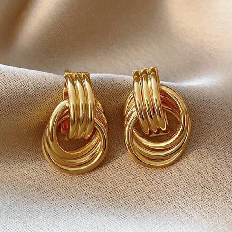 Geometric Circle Hoop Earrings for Women Statement Metal Stud Earrings Minimalist Elegant European Style Jewelry белый
Geometric Circle Hoop Earrings for Women Statement Metal Stud Earrings Minimalist Elegant European Style Jewelry белый