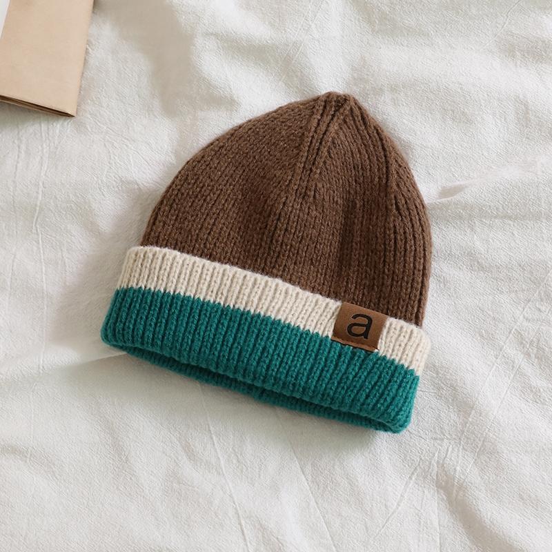 Детская шапка Вязаные шапки контрастного цвета с буквенным принтом
Детская шапка Вязаные шапки контрастного цвета с буквенным принтом