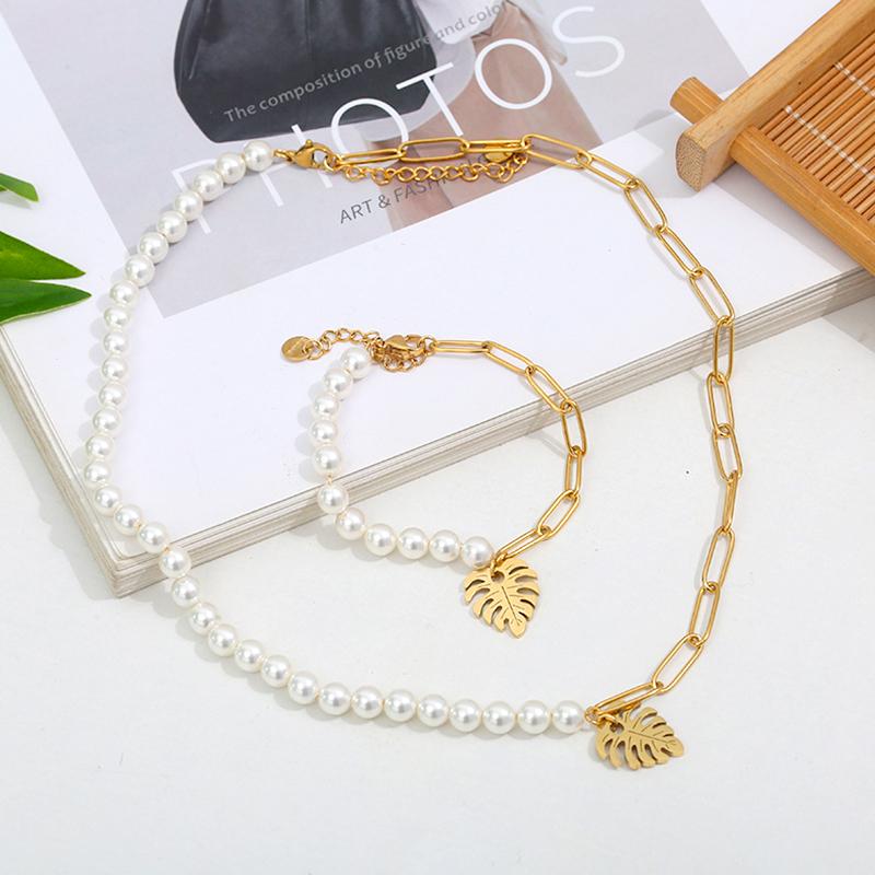 1set Banquet Elegant Faux Paper clip Fashion Bracelet Leaves Pearl Necklace Clavicle Chain
1set Banquet Elegant Faux Paper clip Fashion Bracelet Leaves Pearl Necklace Clavicle Chain