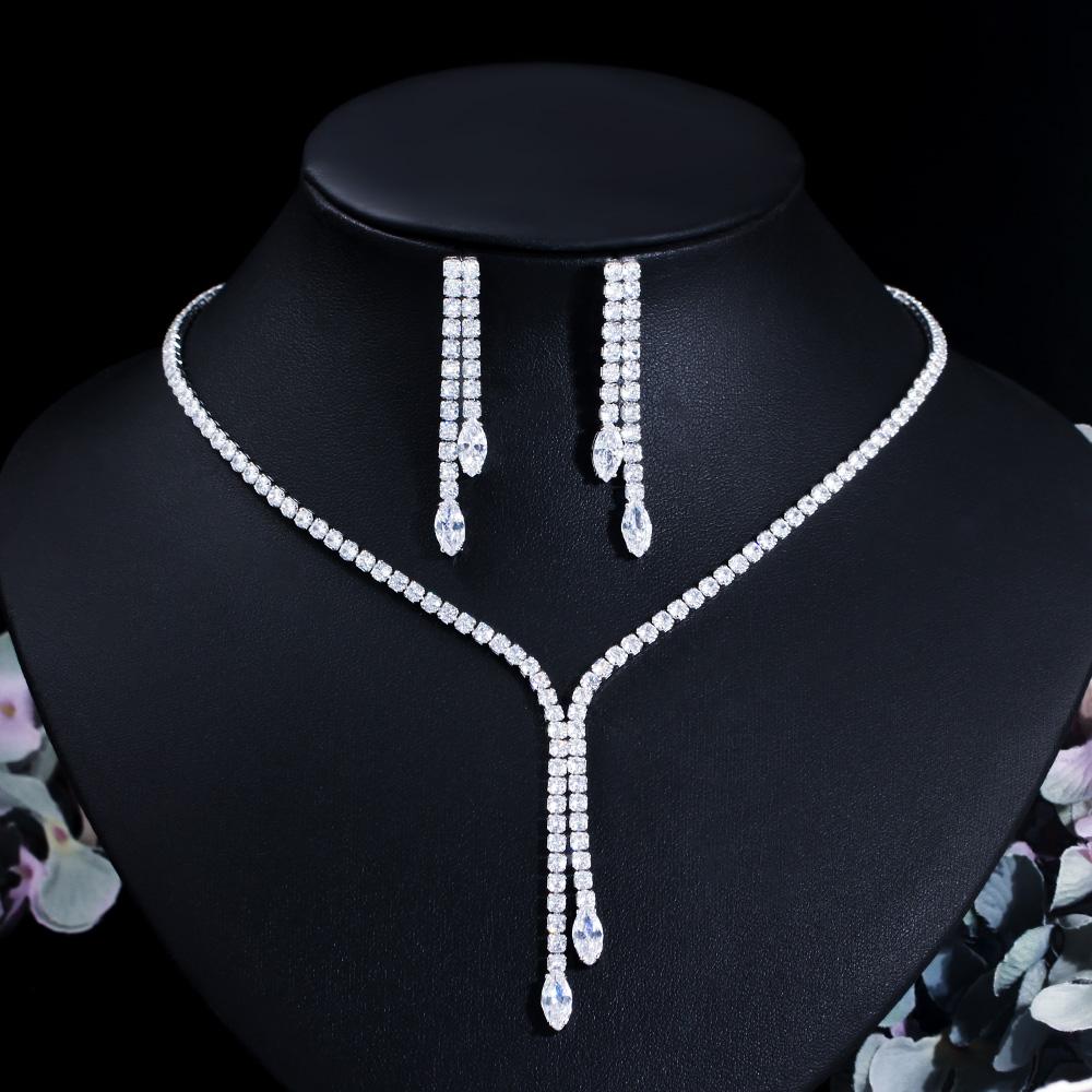 CWWZircons Bling кисточка падение кубический цирконий проложенные женские вечерние свадебные комплекты ювелирных изделий модное свадебное ожерелье серьги
CWWZircons Bling кисточка падение кубический цирконий проложенные женские вечерние свадебные комплекты ювелирных изделий модное свадебное ожерелье серьги
