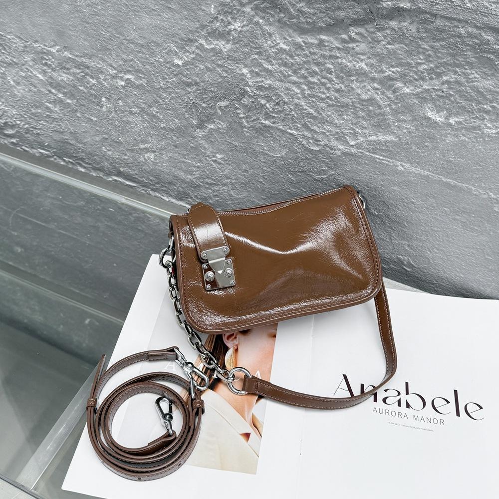 Fashionable and Retro Chain Small Square Bag Genuine Leather Women s Bag Crossbody Handbag One Size кавовий
Fashionable and Retro Chain Small Square Bag Genuine Leather Women s Bag Crossbody Handbag One Size кавовий